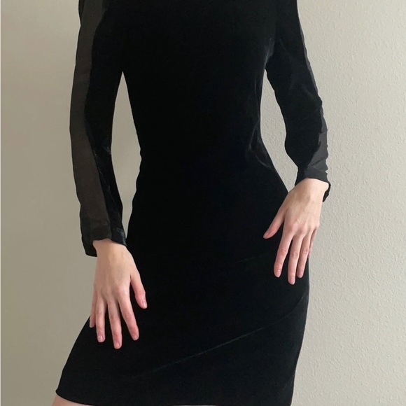 Vintage Jean Paul Gaultier Blk Velvet dress, long sleeve w/sheer side sl… - Picture 3 of 9